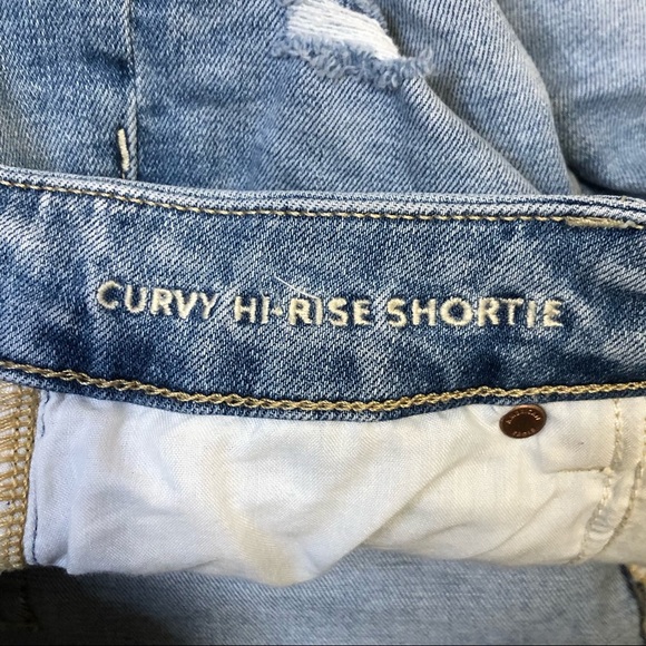 American Eagle Curvy Hi Rise Shortie Distressed Jean Shorts Women’s Size 2 - Picture 9 of 11